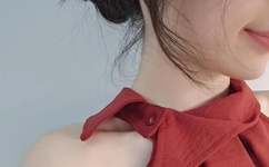 朋友人妻翘臀迎接我粗大撞击